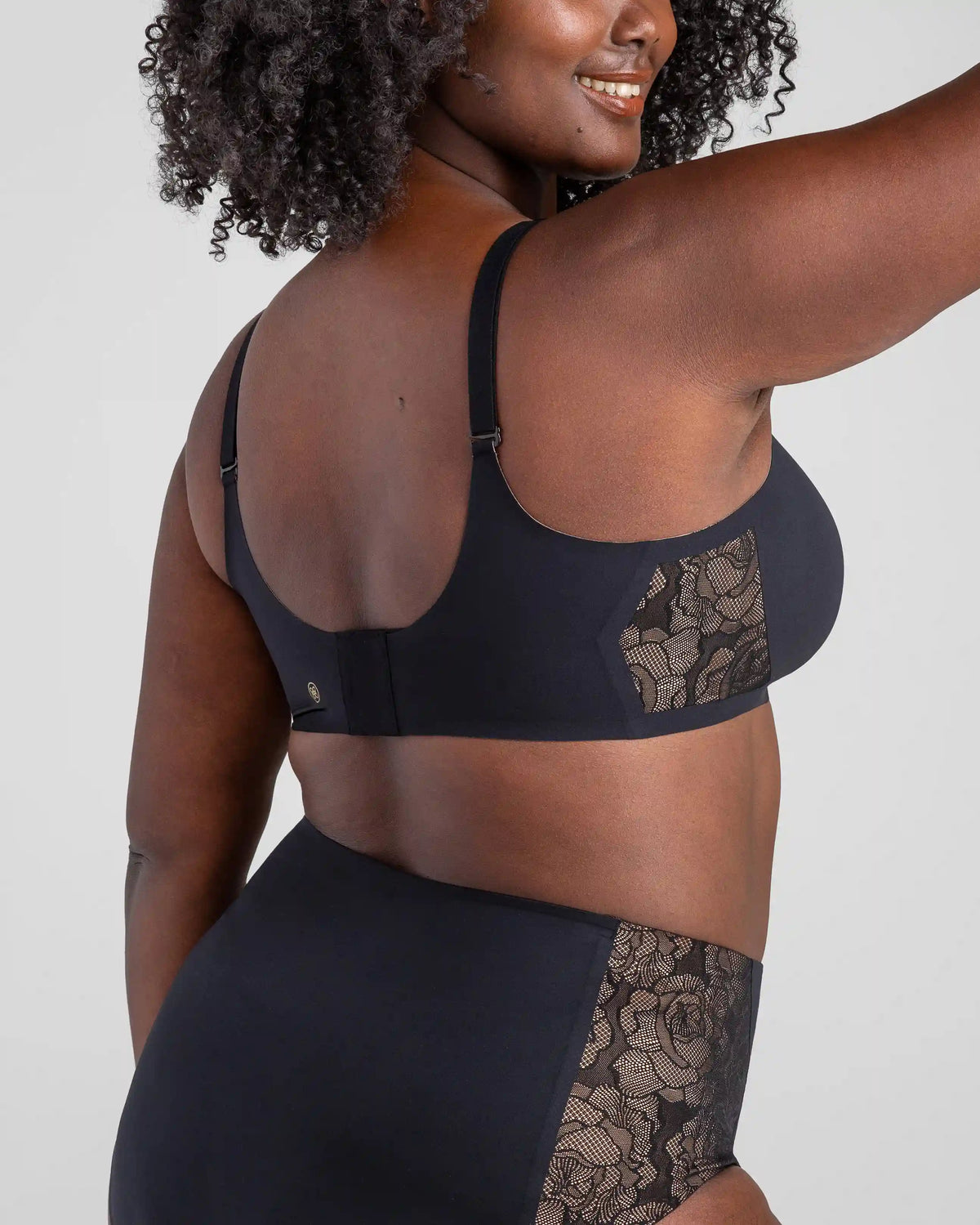 CrossOver Lace Bra