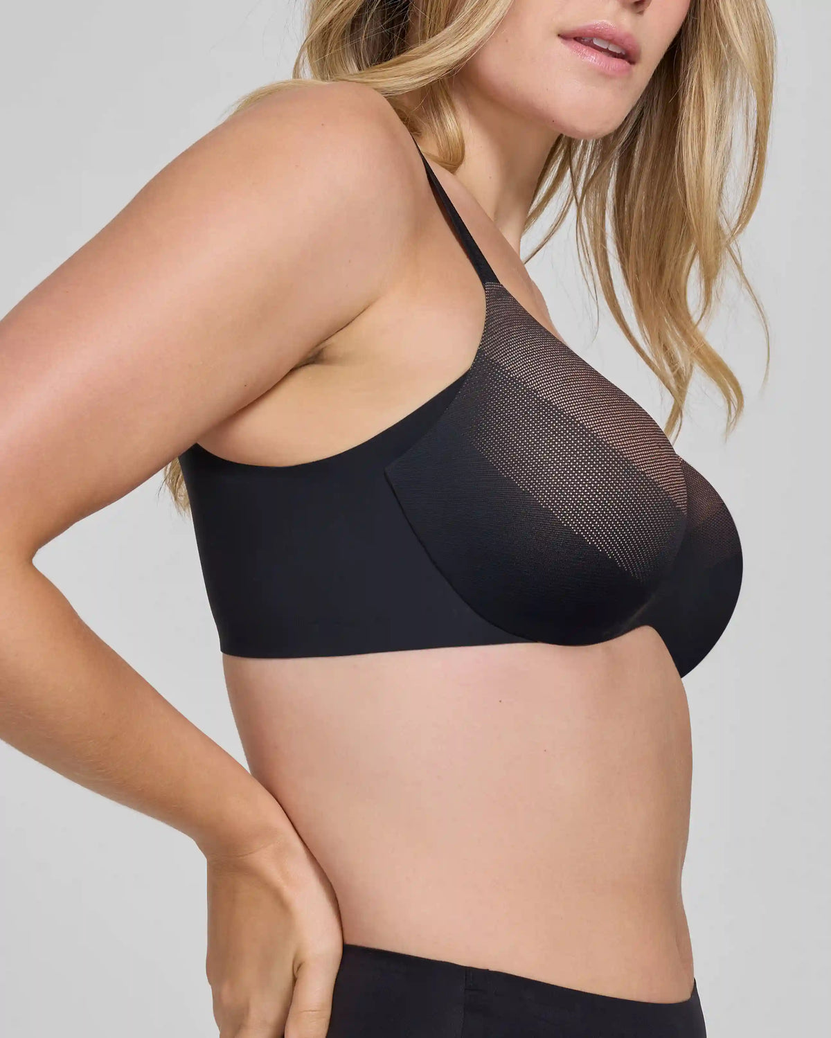 CloudEmbrace Bra with CloudWire