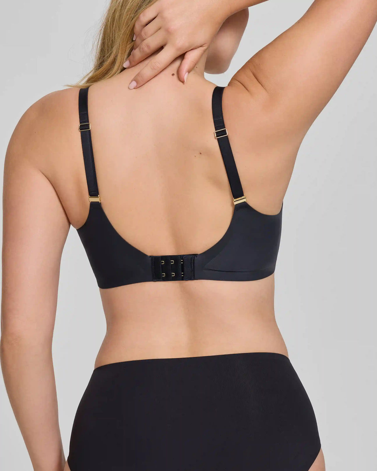 CloudEmbrace Bra with CloudWire